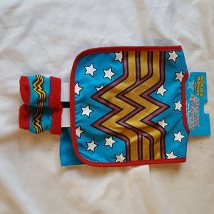 Wonder woman set